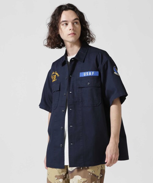 AVIREX（アヴィレックス）の「OG-107 TYPE S/S SHIRT 66th WEAPONS SQUADRON / 半袖シャツ 66th ウエポンズ スコードロン（トップス・ネイビー/オリーブ/バーガンディ・M/L/XL/2XL）」の9枚目の写真