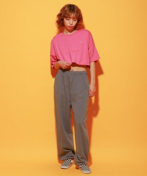 PAGEBOY（ページボーイ）の「ワイドスウエットパンツ（パンツ・レディース・チャコールグレー18/ピンク22/ブルー85・FREE）」の4枚目の写真