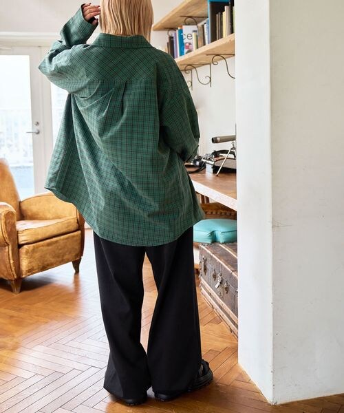 PAGEBOY（ページボーイ）の「タックワイドパンツ（パンツ・レディース・ブラック09/グリーン77・M/L）」の17枚目の写真