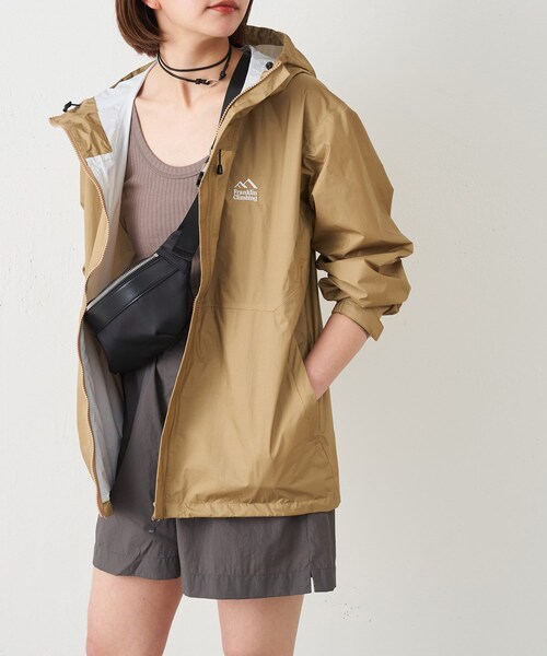 GALLARDAGALANTE（ガリャルダガランテ）の「【Franklin Climbing】クライム2.5レイヤーシェルジャケット（マウンテンパーカー・レディース・サックスブルー/キャメル/ブラック・S）」の3枚目の写真