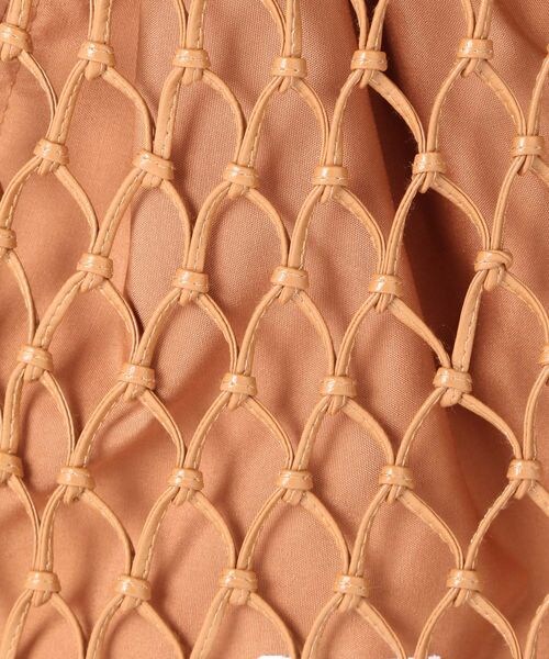 LEPSIM（レプシィム）の「フェイクレザーマクラメハンモックトート（バッグ・レディース・アイボリー08/ベージュ52/グリーン75・ONE SIZE）」の12枚目の写真