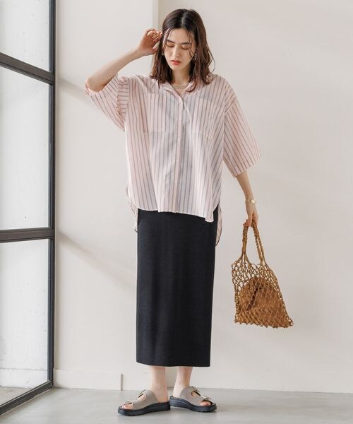 LEPSIM（レプシィム）の「フェイクレザーマクラメハンモックトート（バッグ・レディース・アイボリー08/ベージュ52/グリーン75・ONE SIZE）」の6枚目の写真