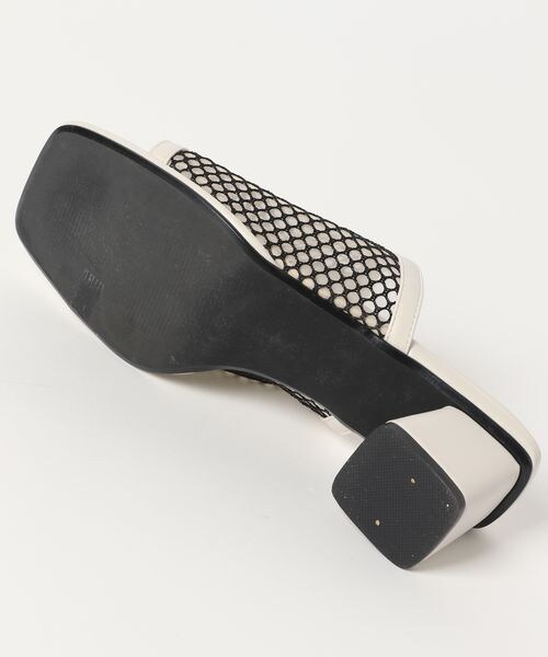 PAGEBOY(ページボーイ)の「スクエアメッシュサンダル(シューズ・レディース・オフホワイト05/ブラック09・M(23.5cm)/L(24.5cm))」の13枚目の写真