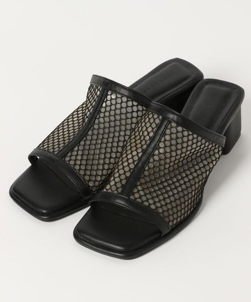PAGEBOY(ページボーイ)の「スクエアメッシュサンダル(シューズ・レディース・オフホワイト05/ブラック09・M(23.5cm)/L(24.5cm))」の7枚目の写真