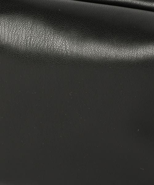 PAGEBOY（ページボーイ）の「スクエアイプショルダー（バッグ・レディース・モノトーン01/ブラック09/イエロー71・F）」の13枚目の写真