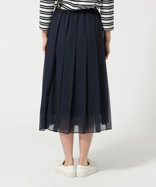 GLOBAL WORK(グローバルワーク)の「ムジガラプリーツスカート(スカート・レディース・花柄01/カモフラ02/ライトグレー05/ネイビー88・M/L)」の10枚目の写真