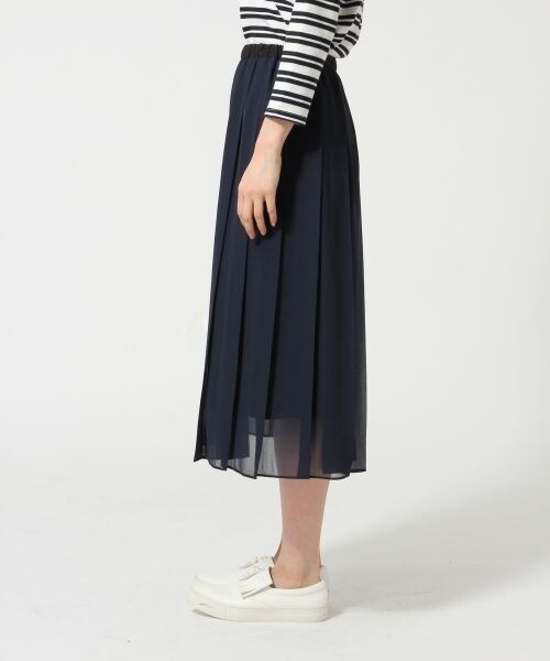 GLOBAL WORK(グローバルワーク)の「ムジガラプリーツスカート(スカート・レディース・花柄01/カモフラ02/ライトグレー05/ネイビー88・M/L)」の9枚目の写真