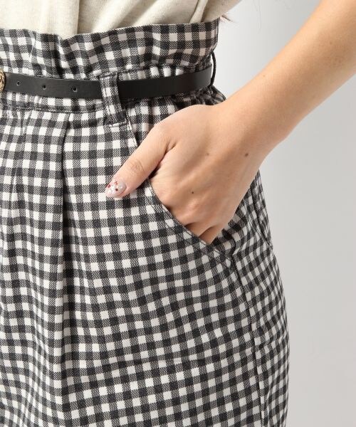 Heather（ヘザー）の「SSベルトツキコクーンスカート（スカート・レディース・ホワイト/ギンガムチェック/デニム・Ｓ/Ｍ）」の7枚目の写真