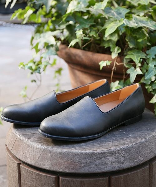 RAGEBLUE(レイジブルー)の「【先行予約】フェイクレザースリッポンシューズ(シューズ・メンズ・ブラック/ブラウン・M/L)」の1枚目の写真