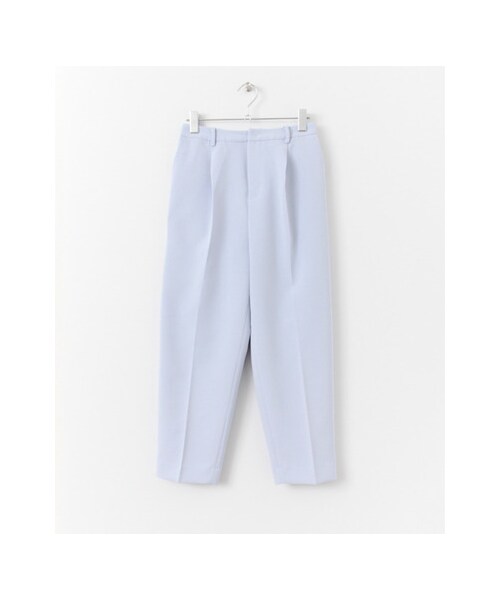 KBF（ケイビーエフ）の「KBF+　クロップドタックパンツ（パンツ・レディース・OFF/LTBLUE/BLACK・one）」の3枚目の写真