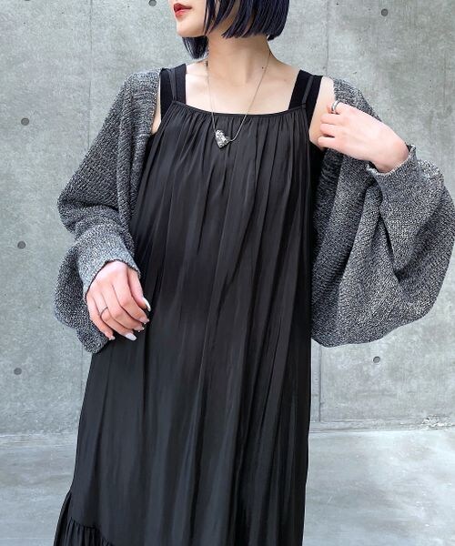 PAGEBOY（ページボーイ）の「スプリングニットボレロ（トップス・レディース・モノトーン08/ブラック09/グレージュ12/ブルー85・F）」の5枚目の写真