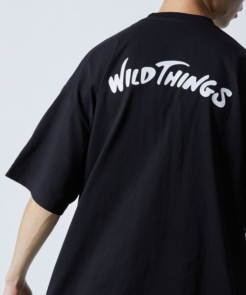 WILD THINGS（ワイルドシングス）の「別注 バックアーチロゴ ワンポイント刺繍 クルーネックTシャツ/ポケT【限定展開】（その他・ホワイト/グレー/ブラック/ベージュ/グリーン・S）」の15枚目の写真