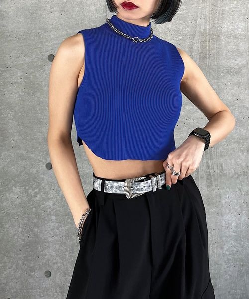 PAGEBOY（ページボーイ）の「ピッタミニハイネックノースリーブ（トップス・レディース・オフホワイト05/ブラック09/グリーン75/ブルー86・F）」の19枚目の写真