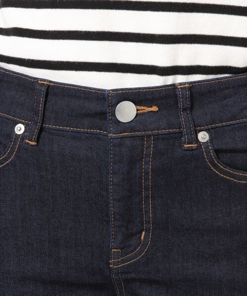 LOWRYS FARM（ローリーズファーム）の「ＣＯＮＥデニムスリムパンツ（パンツ・レディース・オフ/ブルー/ネイビー・Ｓ/Ｍ/Ｌ）」の7枚目の写真