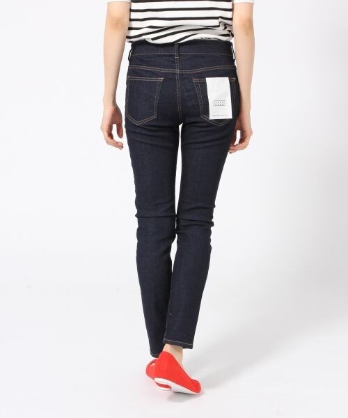 LOWRYS FARM（ローリーズファーム）の「ＣＯＮＥデニムスリムパンツ（パンツ・レディース・オフ/ブルー/ネイビー・Ｓ/Ｍ/Ｌ）」の5枚目の写真