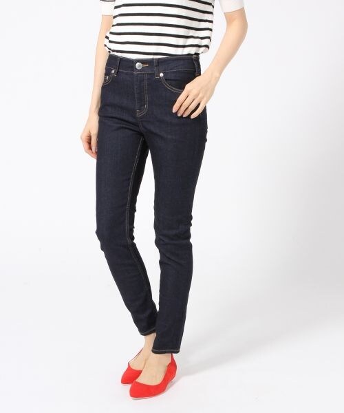 LOWRYS FARM（ローリーズファーム）の「ＣＯＮＥデニムスリムパンツ（パンツ・レディース・オフ/ブルー/ネイビー・Ｓ/Ｍ/Ｌ）」の3枚目の写真