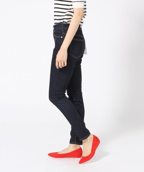 LOWRYS FARM（ローリーズファーム）の「ＣＯＮＥデニムスリムパンツ（パンツ・レディース・オフ/ブルー/ネイビー・Ｓ/Ｍ/Ｌ）」の4枚目の写真