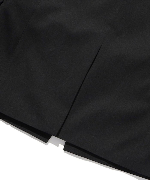 AURALEE(オーラリー)の「LIGHT WOOL MAX GABARDINE JACKET/ライト ウール ギャバジン ジャケット(ジャケット/アウター・ブラック・3)」の7枚目の写真