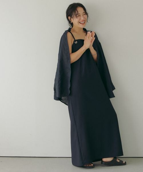 A part by(アパートバイ)の「フレンチリネンシャツ/WEB先行予約(トップス・レディース・ライトベージュ 51/ダークネイビー 89・フリーサイズ)」の3枚目の写真