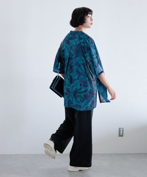 PAGEBOY(ページボーイ)の「サマーリゾートショートシャツ(トップス・レディース・モノトーン01/ピンク系25/ブルー系85・F)」の14枚目の写真