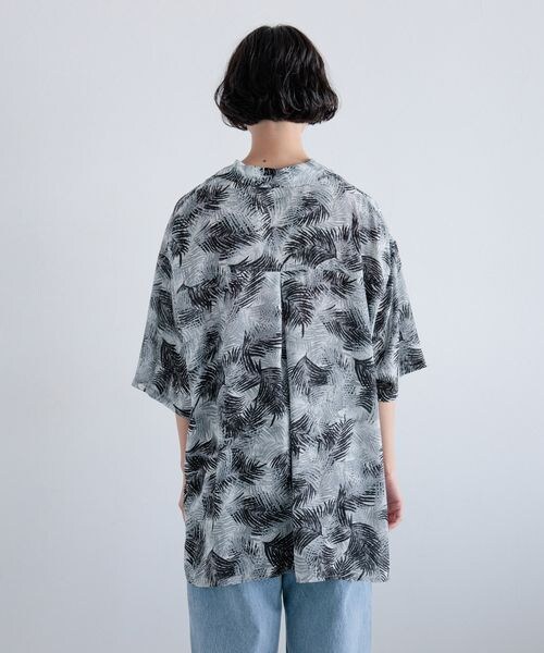 PAGEBOY(ページボーイ)の「サマーリゾートショートシャツ(トップス・レディース・モノトーン01/ピンク系25/ブルー系85・F)」の22枚目の写真