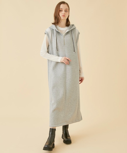 A + TOKYO（エープラストウキョウ）の「Wコードパーカーワンピ（ワンピース・レディース・O.WHT/GRY/NVY・1/2）」の2枚目の写真