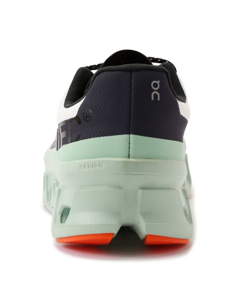 BEAVER(ビーバー)の「On/オン Cloud monster クラウドモンスター スニーカー(シューズ・ホワイト・7/8)」の8枚目の写真