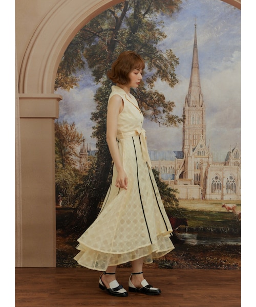 Marjorie（マージョリー）の「以滿月釀酒，跳色包邊無袖蕾絲洋裝（ワンピース/ドレス・レディース・黃・XS/S/M）」の4枚目の写真