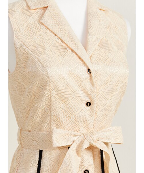 Marjorie（マージョリー）の「以滿月釀酒，跳色包邊無袖蕾絲洋裝（ワンピース/ドレス・レディース・黃・XS/S/M）」の9枚目の写真