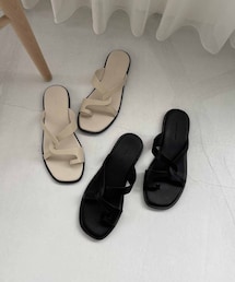 CAPRICIEUX LE'MAGE | フラットクロスサンダル(その他シューズ)