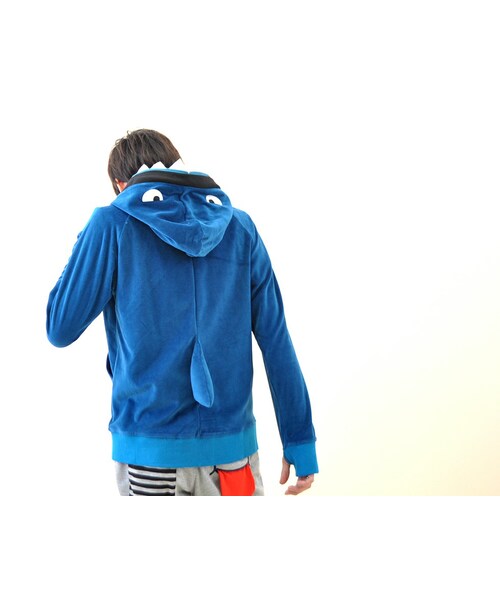 UP SMILE（アップスマイル）の「【WEB直営店限定】シャークアップスマイルパーカー【UPSMILE】（トップス・グレー/ブルー/ブラック/クレイジー・M/L/XL）」の3枚目の写真