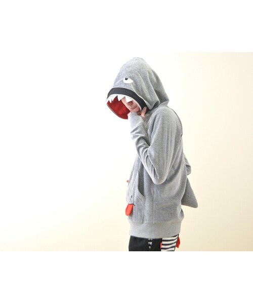 UP SMILE（アップスマイル）の「【WEB直営店限定】シャークアップスマイルパーカー【UPSMILE】（トップス・グレー/ブルー/ブラック/クレイジー・M/L/XL）」の9枚目の写真