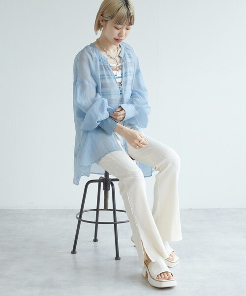 w closet(ダブルクローゼット)の「★先行予約★【前後2WAY】リボンシアーシャツ【4月中旬入荷】(トップス・レディース・オフホワイト/サックス/グレージュ・FREE)」の21枚目の写真