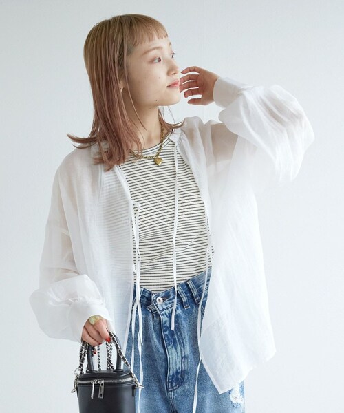 w closet(ダブルクローゼット)の「★先行予約★【前後2WAY】リボンシアーシャツ【4月中旬入荷】(トップス・レディース・オフホワイト/サックス/グレージュ・FREE)」の13枚目の写真