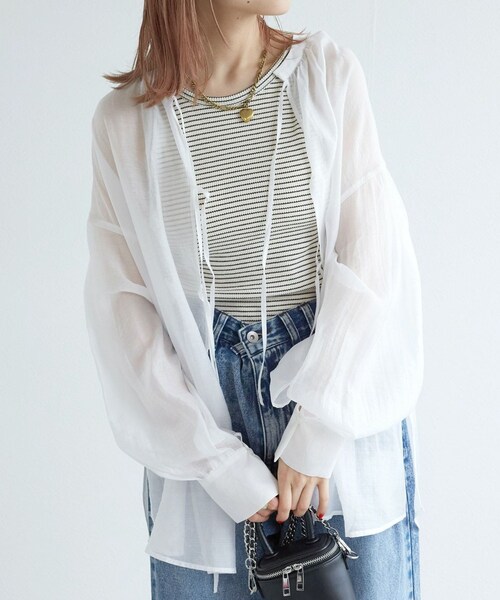 w closet(ダブルクローゼット)の「★先行予約★【前後2WAY】リボンシアーシャツ【4月中旬入荷】(トップス・レディース・オフホワイト/サックス/グレージュ・FREE)」の11枚目の写真