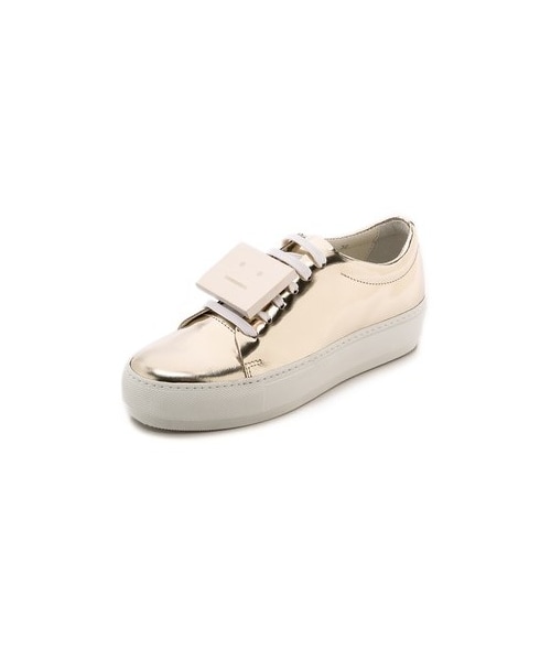 Acne Studios(アクネストゥディオズ)の「Acne Studios Adriana Metallic Sneakers(スニーカー・レディース・Light Gold・36/40/39/41)」の1枚目の写真
