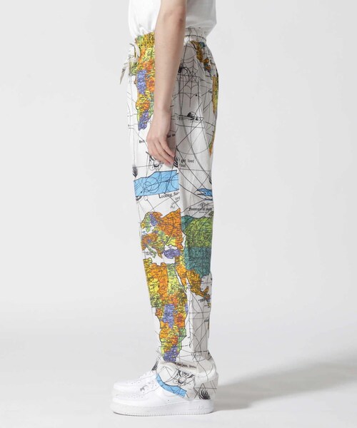 ROYAL FLASH（ロイヤルフラッシュ）の「ＤＷ＿ＰＡＪＡＭＡ ＰＮＴ／ＷＯＲＬＤ ＭＡＰ／（パンツ・ホワイト・M/L/XL）」の3枚目の写真