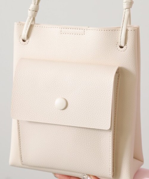 RAY CASSIN（レイカズン）の「ラップポケショルダー（バッグ・レディース・クロ/キナリ/シルバー・FREE）」の17枚目の写真