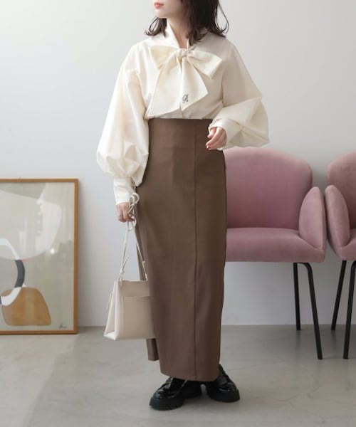 RAY CASSIN（レイカズン）の「ラップポケショルダー（バッグ・レディース・クロ/キナリ/シルバー・FREE）」の5枚目の写真