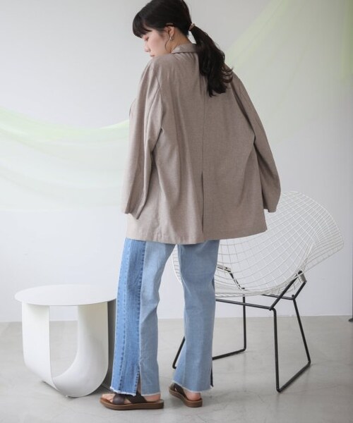 RAY CASSIN(レイカズン)の「S/M展開 配色フリンジデニム(パンツ・レディース・ブルー/ネイビー/キナリ・S/M)」の5枚目の写真