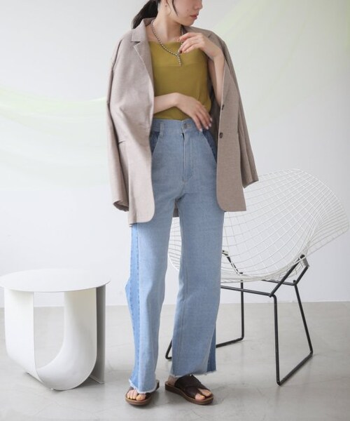 RAY CASSIN(レイカズン)の「S/M展開 配色フリンジデニム(パンツ・レディース・ブルー/ネイビー/キナリ・S/M)」の4枚目の写真