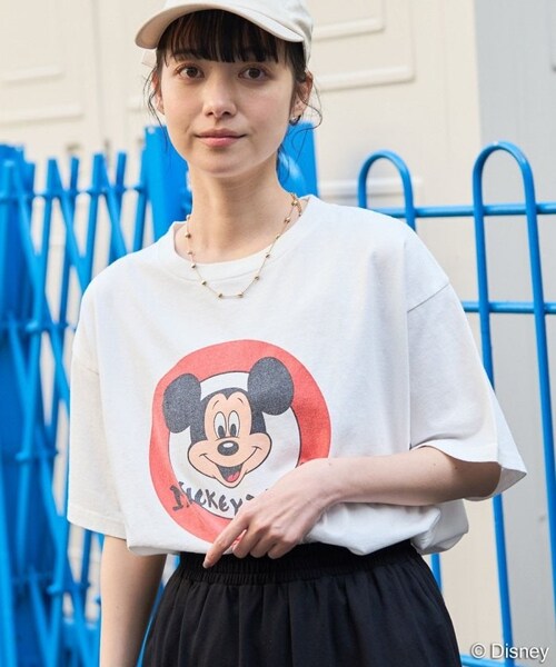 Disney（ディズニー）の「【送料無料】「Mickey」 face T-shirt【予約商品】（その他・レディース・オフホワイト/ブラック・FREE）」の2枚目の写真