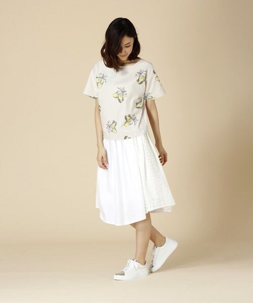 BABYLONE（バビロン）の「レースキリカエスカート（スカート・レディース・ｵﾌﾎﾜｲﾄ/ﾌﾞﾙｰ・38）」の4枚目の写真