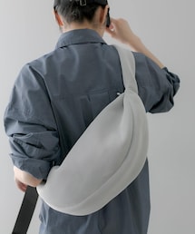 未使用　イアパピヨネ　ear PAPILLONNER メッシュ　ショルダーバッグ ear PAPILLONNER（イアパピヨネ）の「メッシュライトショルダー
