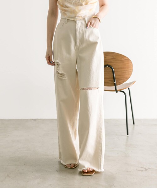 mystic（ミスティック）の「【サイズ展開あり】クラッシュデニム（デニムパンツ・レディース・アイボリー/ブルー/ネイビー・1/2）」の2枚目の写真