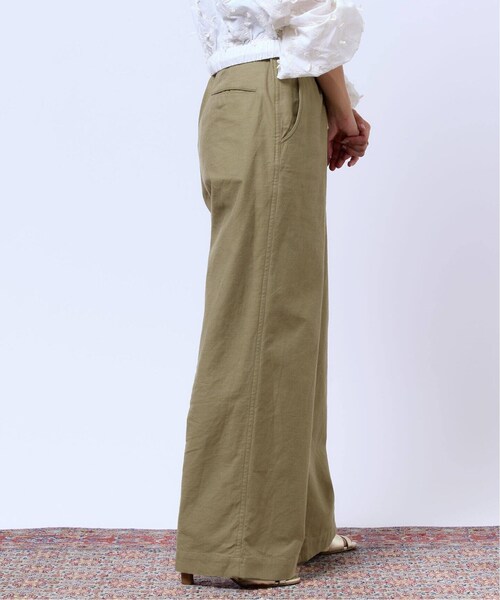 IENA（イエナ）の「IENA LA BOUCLE バックサテンチノパンツ