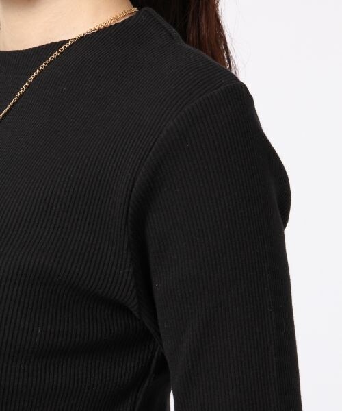 LOWRYS FARM(ローリーズファーム)の「テレコボトルネックプルオーバーロングスリーブ(トップス・レディース・オフ/ブラック/グレー/ピンク・M/L)」の8枚目の写真