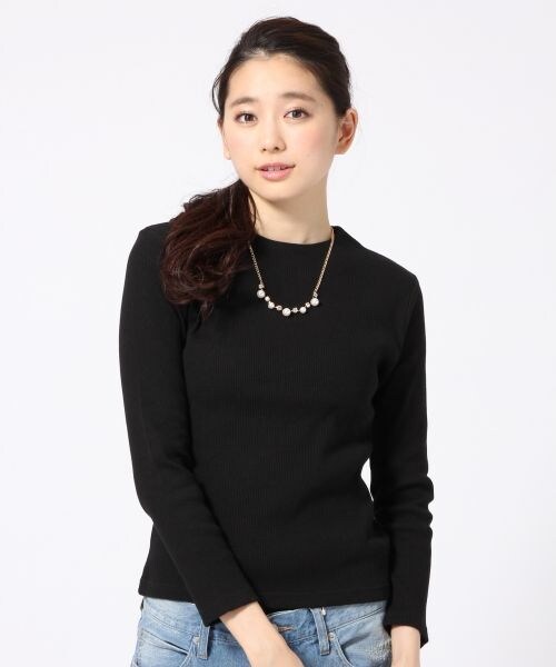 LOWRYS FARM(ローリーズファーム)の「テレコボトルネックプルオーバーロングスリーブ(トップス・レディース・オフ/ブラック/グレー/ピンク・M/L)」の2枚目の写真