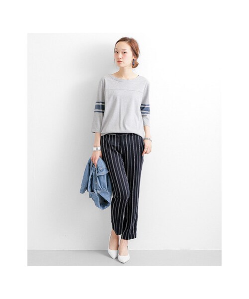 URBAN RESEARCH（アーバンリサーチ）の「PIN STRIPE TAPERED TROUSER（パンツ・レディース・OFF×NAVY/BLACK×OFF・36/38）」の7枚目の写真
