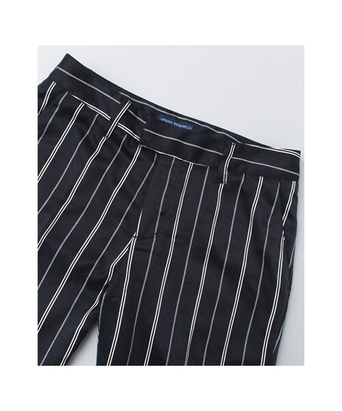 URBAN RESEARCH（アーバンリサーチ）の「PIN STRIPE TAPERED TROUSER（パンツ・レディース・OFF×NAVY/BLACK×OFF・36/38）」の12枚目の写真
